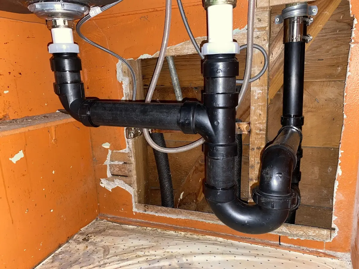 Professional Pipe Bursting equipment and tools on the job in Ellicott