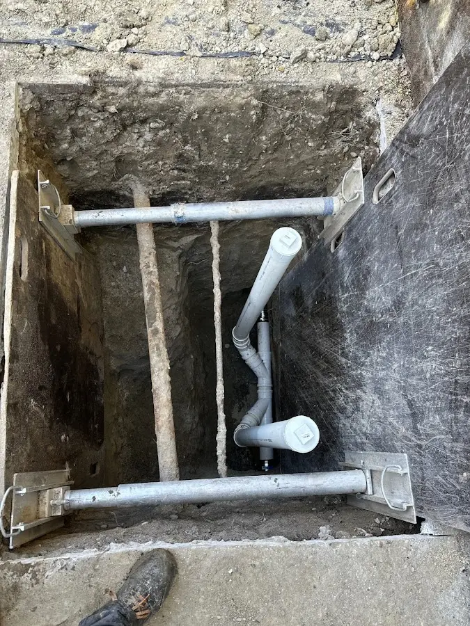 Experienced plumber completing Drain Cleaning work in Ellicott